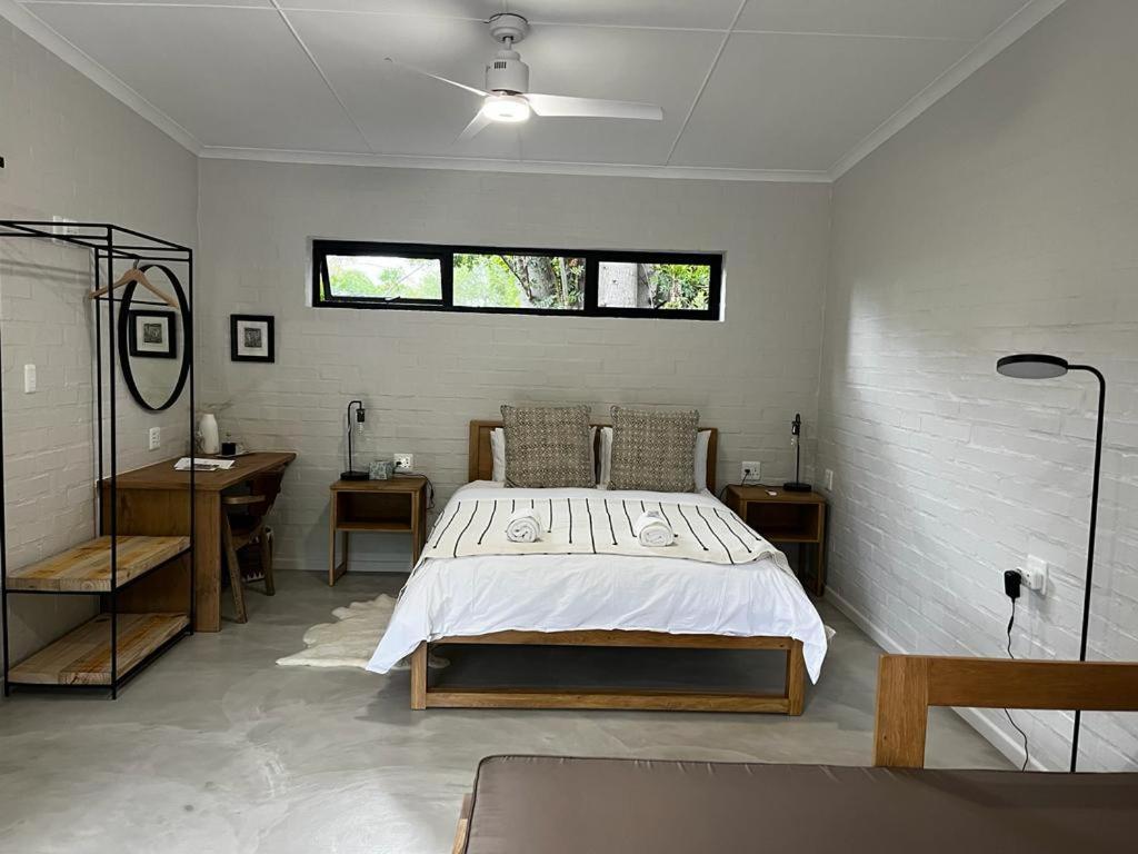 Raw Karoo Guest House Oudtshoorn Dış mekan fotoğraf